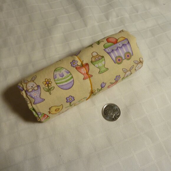 Easter-themed fabric - Picture 4 of 4